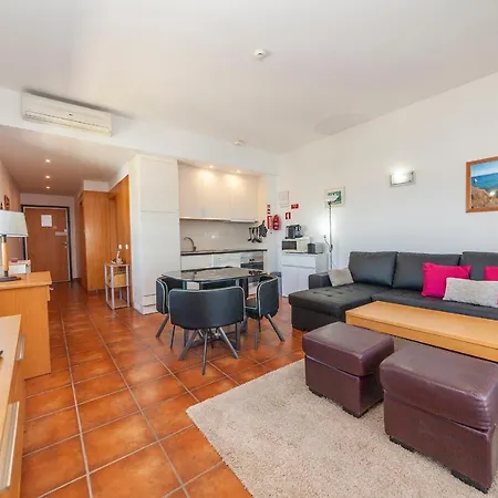 A21 - 1 Bed In Marinapark Apartment *